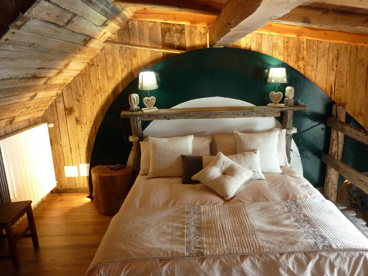Hotel Tana Della Volpe à Sestrières Extérieur photo