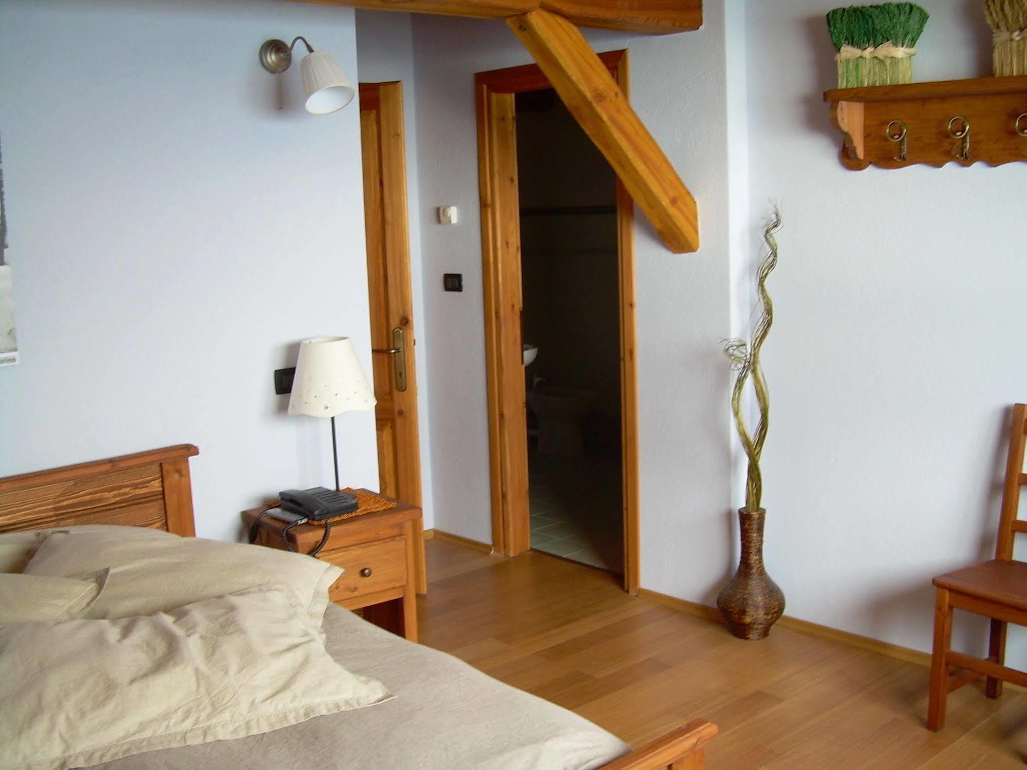 Hotel Tana Della Volpe à Sestrières Extérieur photo